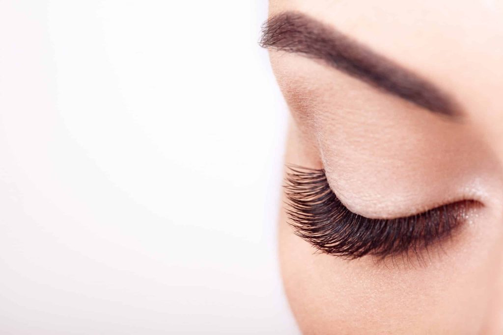 mini fill volume lash extensions in oakville